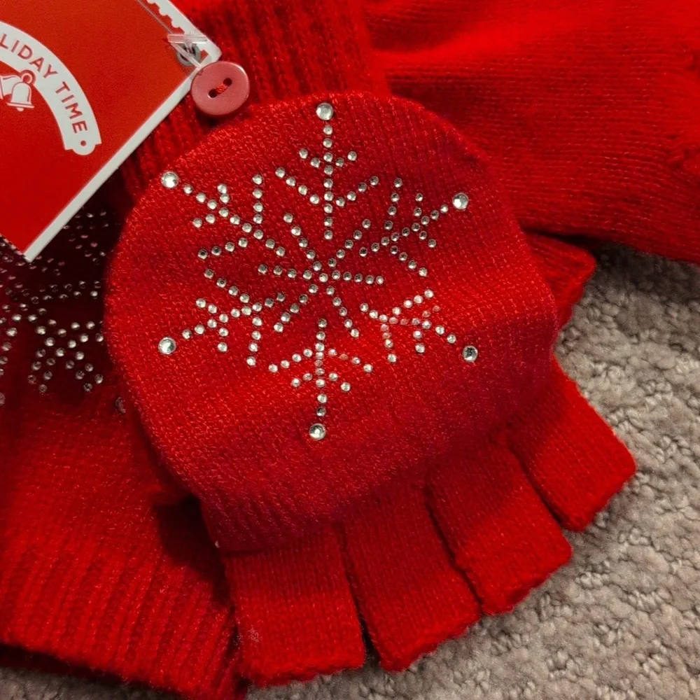 Kid's Red Rhinestone Snowflake Hat and Gloves NWT